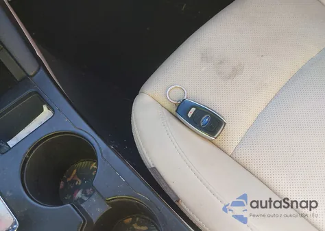 2017 Subaru Outback 2.5I Limited z USA, uszkodzony, nr VIN 4S4BSANC4H3326563